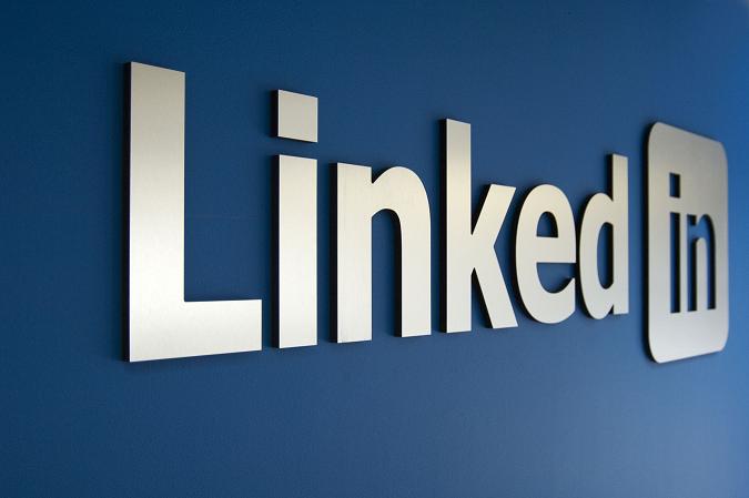 Quality of quantity in your LinkedIn profile?