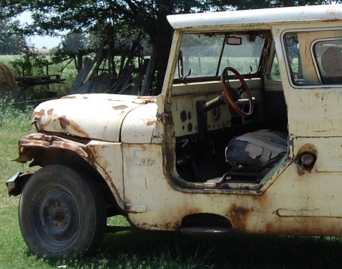 Old rusty, decaying truck.